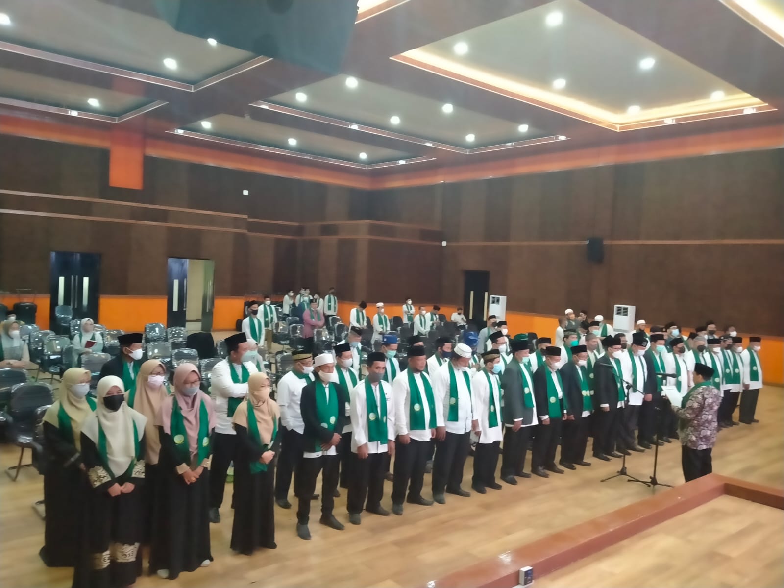 Pengurus Dewan Da'wah Kabupaten Bekasi Dilantik